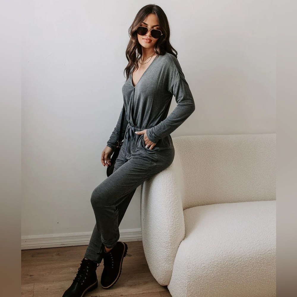 NWT Vici Dark Gray Colette Pocketed Drawstring Jumpsuit |Size XL